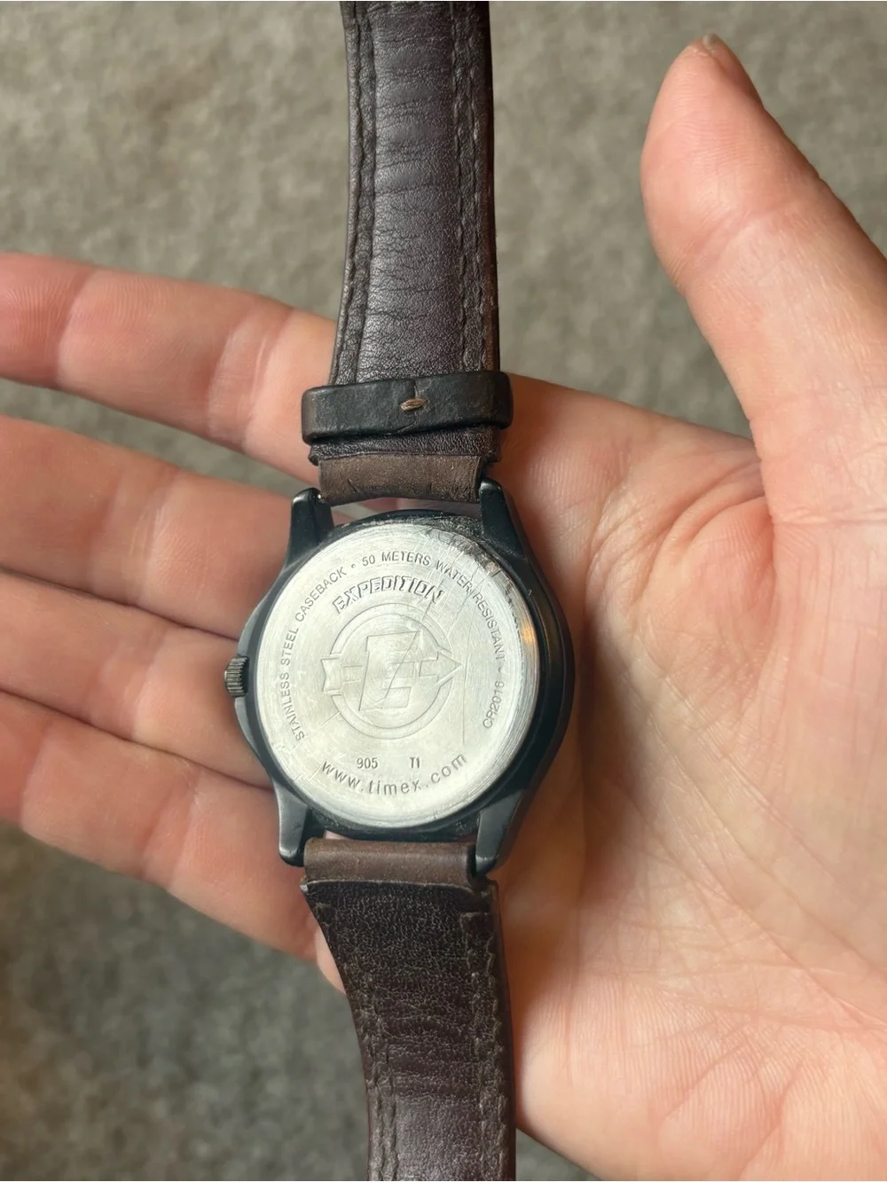 Vintage 1980's Timex Expedition Indiglo WE 50 Meter Mid-Size 32MM Mens Watch